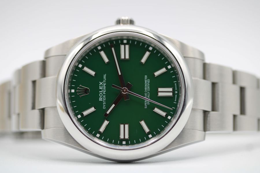Rolex Oyster Perpetual 124300